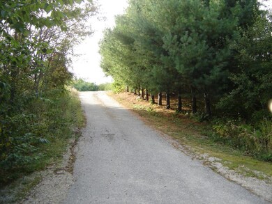 PRIVATE DRIVEWAY