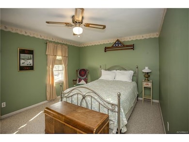 4818 Black Oak Rd, North Chesterfield, VA 23237 - photo 2