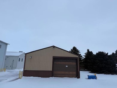 431 Highway Ave S, Blooming Prairie, MN 55917 - photo 3
