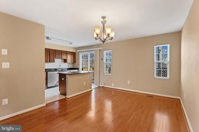 2750 Hunters Gate Terrace, Silver Spring, MD 20904 - photo 5