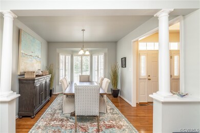 Formal Dining