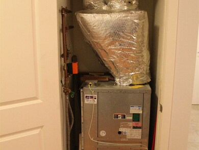 Eastwood Commons unit 112, South Burlington, VT 05403 - photo 5