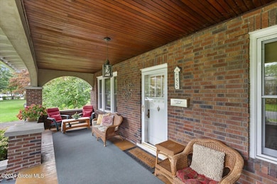 55 Campbell Ave, Castleton On Hudson, NY 12033 - photo 5