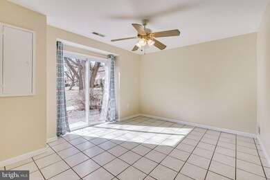 3705 Persimmon Cir, Fairfax, VA 22031 - photo 5