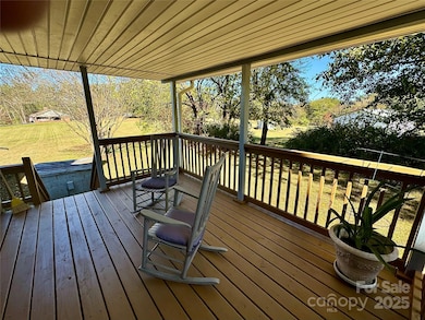 4689 Lakeview Acres Rd, Valdese, NC 28690 - photo 7