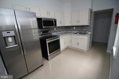 651 Locust St, Reading, PA 19604 - photo 5