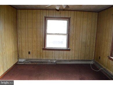 1008 Devault Ave, Paulsboro, NJ 08066 - photo 5