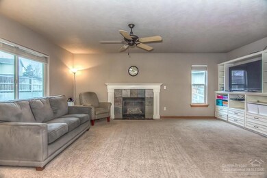 1585 SW 22nd Place, Redmond, OR 97756 - photo 5