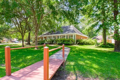 Great curb appeal!