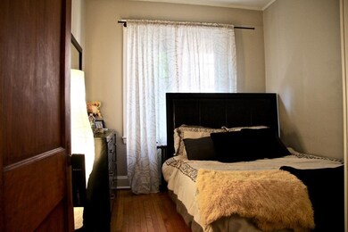 174 Winthrop Rd unit 5, Brookline, MA 02445 - photo 3