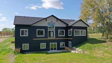 1001 Moore St, Starbuck, MN 56381 - photo 2