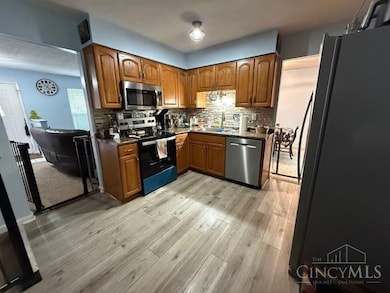 5427 Yosemite Dr, Fairfield, OH 45014 - photo 2