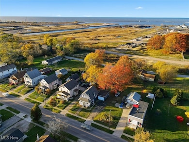 949 E 6th St, Ashtabula, OH 44004 - photo 4