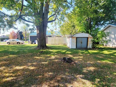 1205 E Reynolds St, Goshen, IN 46528 - photo 7