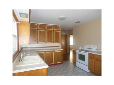Kitchen. Freshly painted walls & ceiing.  Eat in k