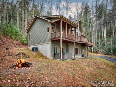 84 Trillium Glen Ln, Hendersonville, NC 28792 - photo 2