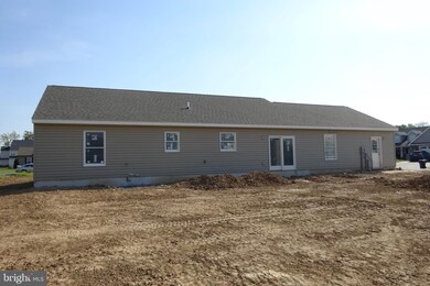 15454 Camden Dr, Greencastle, PA 17225 - photo 4