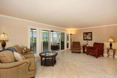 Living Room - new vinyl sliding doors into the enc