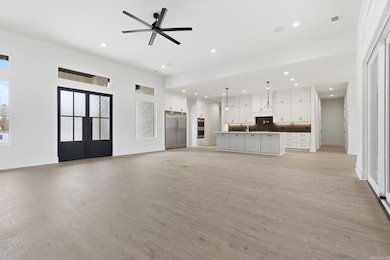 311 Devoe Bend Dr, Maumelle, AR 72113 - photo 4