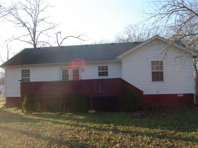 122 Whispering Oak Dr, Shelbyville, TN 37160 - photo 2