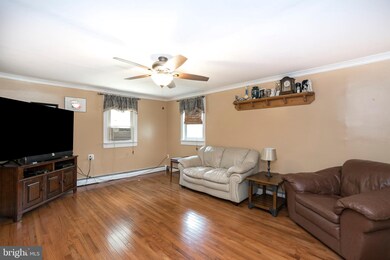 320 S Main St, Spring City, PA 19475 - photo 4