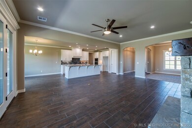 9022 N 65th East Place, Owasso, OK 74055 - photo 7