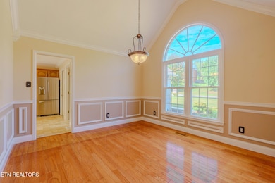 4828 Shannon Run Dr, Knoxville, TN 37918 - photo 7