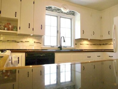 28 Napoleon St, Warren, RI 02885 - photo 5