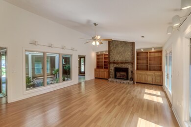 1128 Windsome Place (14)