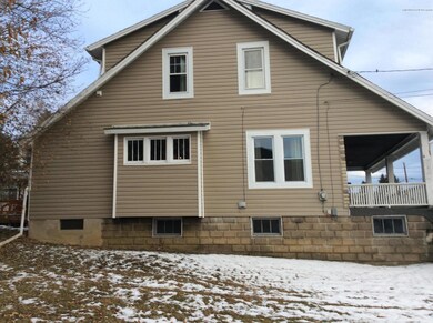 807 Butler St, Dunmore, PA 18512 - photo 5