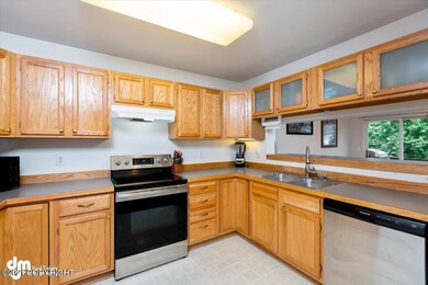 2621 Easthaven Cir unit 12A, Anchorage, AK 99508 - photo 6