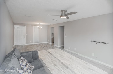 1738 El Prado Rd unit 5, Jacksonville, FL 32216 - photo 4