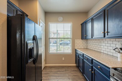 Bisbee-Light & Bright Kitchen