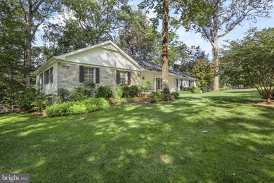 2214 Forest Ridge Rd, Lutherville Timonium, MD 21093 - photo 3