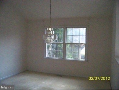 105 Toggle Rd, Manahawkin, NJ 08050 - photo 3