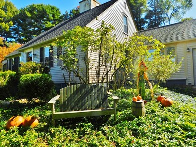 84 Chapin Rd, Hampden, MA 01036 - photo 2