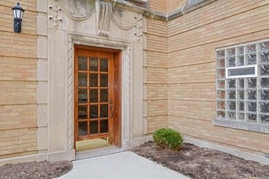 136 N Haven Rd unit 2W, Elmhurst, IL 60126 - photo 4