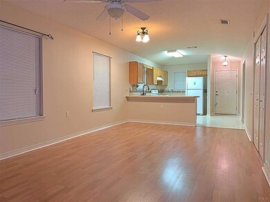 2551 Trailwood Dr, Cantonment, FL 32533 - photo 2