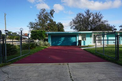 2750 Woodlawn Dr, Winter Haven, FL 33881 - photo 4