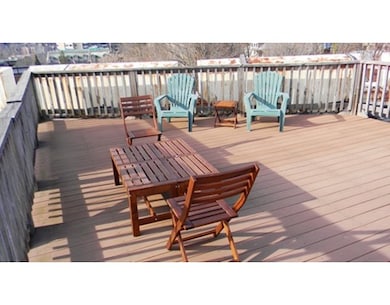 Warwick Condos unit 741, Brookline, MA 02446 - photo 6