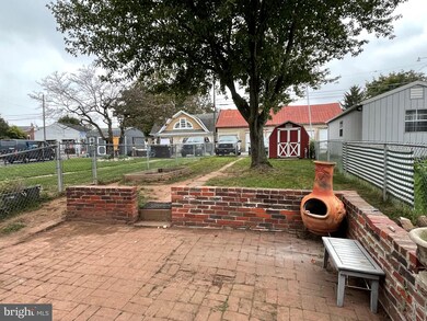 228 E 4th St, Boyertown, PA 19512 - photo 2