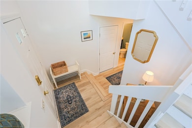 87 Nipmuc Trail unit B, North Providence, RI 02904 - photo 3