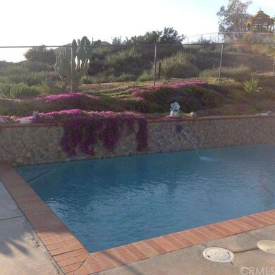 Gorgeous pool, yard is private too.