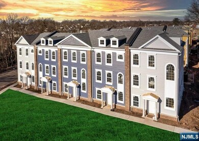 2 Parkside Ln, Teaneck, NJ 07666 - photo 2