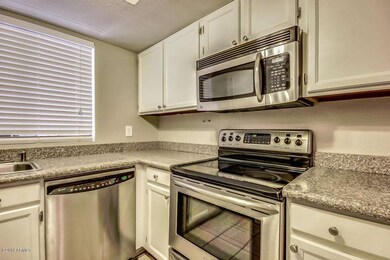 1905 E University stainless appliances 2