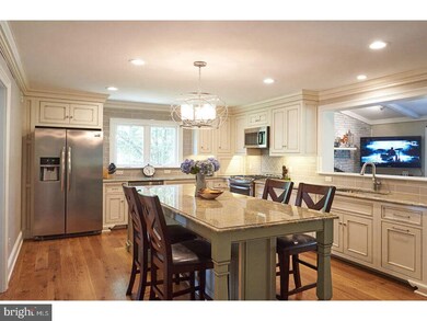 31 Pepperell Dr, Feasterville Trevose, PA 19053 - photo 2