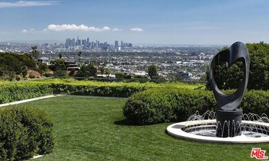 1500 Gilcrest Dr, Beverly Hills, CA 90210 - photo 3