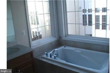 2391 Brookmoor Ln unit 512A, Woodbridge, VA 22191 - photo 7