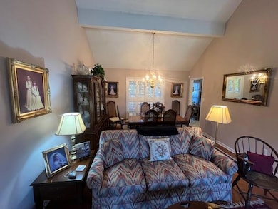 409 Colonial Dr, Greenwood, SC 29649 - photo 3