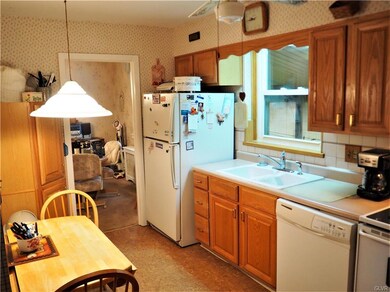 949 N 17th St, Allentown, PA 18104 - photo 4